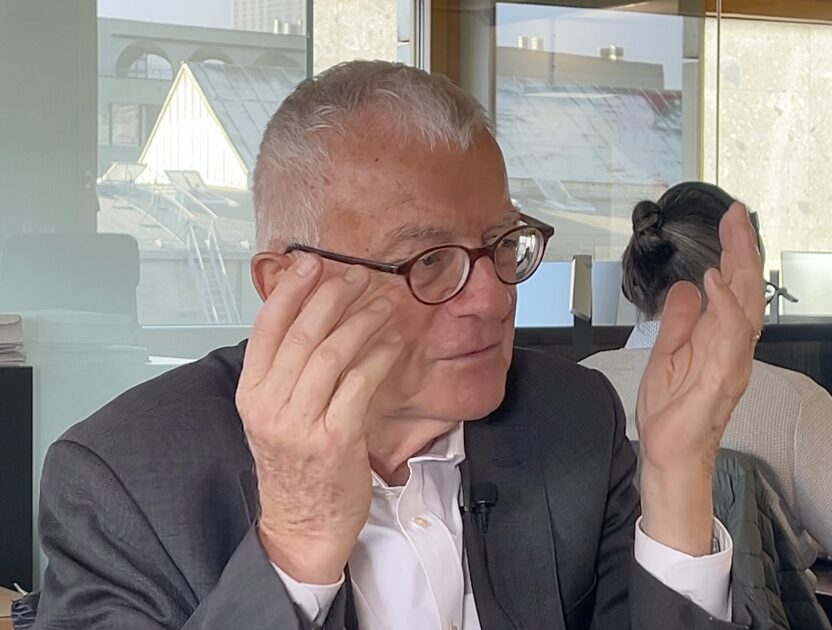 -ltere-Schweizer-werden-rausgeschmissen-Junge-aus-Deutschland-bernehmen-