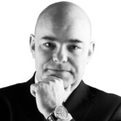 Michael Schneider